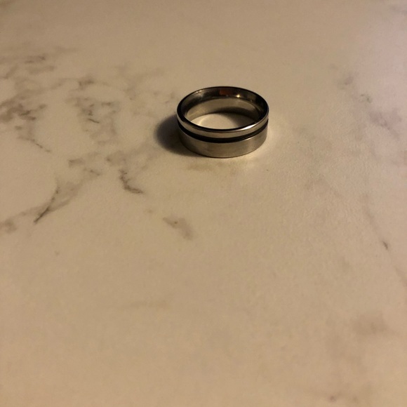 Mens / Womens Stainless Steel Ring - Picture 3 of 4